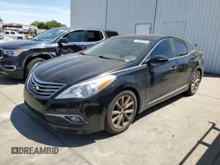 2015 Hyundai Azera z VIN KMHFG4JGXFA483603, wystawiony jako Copart lot #56866945 z przebiegiem 164 009 mil mil oraz Czysty tytuł • Clean title. Historia ofert i sprzedaży dostępna na DreamBid. Obrazek 1.