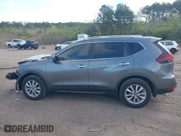 2020 Nissan Rogue SV with VIN JN8AT2MT7LW010560, listed as a IAAI auction lot 41965156 with 40,677 mi miles. Bid and sale history available at carsss.com. Image 14.
