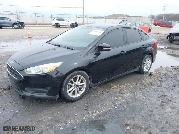 2015 Ford Focus SE with VIN 1FADP3FE2FL261161, listed as a IAAI auction lot 41965026 with 1 mi miles. Bid and sale history available at carsss.com. Image 2.