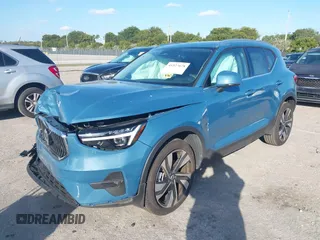 2024 Volvo XC40 Plus Bright Theme with VIN YV4L12UE3R2342939, listed as a IAAI auction lot 41527678 with 2,234 mi miles. Bid and sale history available at carsss.com. Image 17.