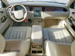 2006 Lincoln Town Car Signature z VIN 1LNHM81W16Y609693, wystawiony jako Copart lot #48370195 z przebiegiem 136 986 mil mil oraz Szkoda całkowita • Salvage title. Historia ofert i sprzedaży dostępna na DreamBid. Obrazek 8.
