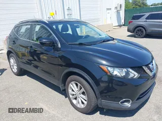 2017 Nissan Rogue SL z VIN JN1BJ1CR8HW119786, wystawiony jako IAAI lot #42427229 z przebiegiem 70 458 mil mil oraz . Historia ofert i sprzedaży dostępna na DreamBid. Obrazek 1.