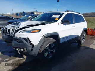 2018 Jeep Cherokee Trailhawk with VIN 1C4PJMBX7JD550173, listed as a IAAI auction lot 41094306 with 74,128 mi miles. Bid and sale history available at carsss.com. Image 20.
