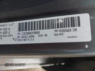 2013 Chrysler 200 Touring with VIN 1C3CCBBB4DN706903, listed as a IAAI auction lot 39901893 with 199,894 mi miles. Bid and sale history available at carsss.com. Image 9.