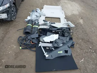 2021 Toyota RAV4 XLE Premium с VIN JTMA1RFV8MD069137, выставлен на аукционе IAAI как лот 42371437 с пробегом 25 602 миль миль и . История ставок и продаж доступна на DreamBid. Изображение 12.