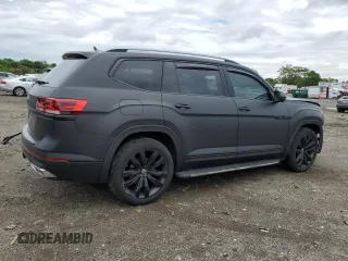 2022 Volkswagen Atlas SEL Premium R-Line with VIN 1V2FR2CA5NC522076, listed as a Copart auction lot 55854025 with 39,494 mi miles and Salvage title. Bid and sale history available at DreamBid. Image 3.