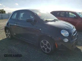 2017 FIAT 500e with VIN 3C3CFFGE4HT514128, listed as a Copart auction lot 48474644 with 0 mi miles and Clean Title. Bid and sale history available at carsss.com. Image 4.