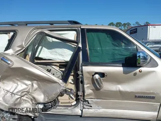 2008 Ford Expedition SSV with VIN 1FMFU15558LA15589, listed as a IAAI auction lot 41780500 with 207,045 mi miles and . Bid and sale history available at DreamBid. Image 13.