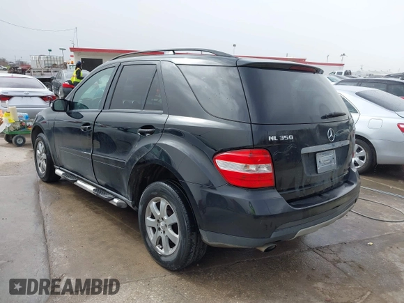 2006 Mercedes-Benz M 350 with VIN 4JGBB86E76A133227, listed as a IAAI auction lot 41741591 with 189,333 mi miles and . Bid and sale history available at DreamBid. Image 3.