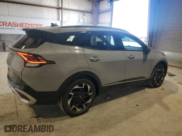 2024 Kia Sportage SX-Prestige with VIN 5XYK53DF1RG185581, listed as a Copart auction lot 41761805 with 37,397 mi miles and Salvage Title. Bid and sale history available at carsss.com. Image 3.