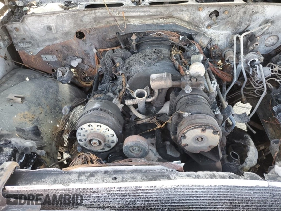 1998 Chevrolet Silverado 3500 z VIN 1GCGC33J6WF071284, wystawiony jako Copart lot #68229473 z przebiegiem Nie podano mil oraz Nie do naprawy • Non repairable. Historia ofert i sprzedaży dostępna na DreamBid. Obrazek 11.