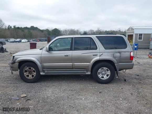 2002 Toyota 4Runner Limited with VIN JT3GN87R520229610, listed as a IAAI auction lot 41806628 with 338,035 mi miles. Bid and sale history available at carsss.com. Image 14.
