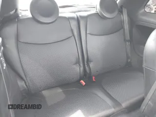 2018 FIAT 500e z VIN 3C3CFFGE9JT425578, wystawiony jako IAAI lot #42078476 z przebiegiem 29 592 mil mil oraz . Historia ofert i sprzedaży dostępna na DreamBid. Obrazek 8.