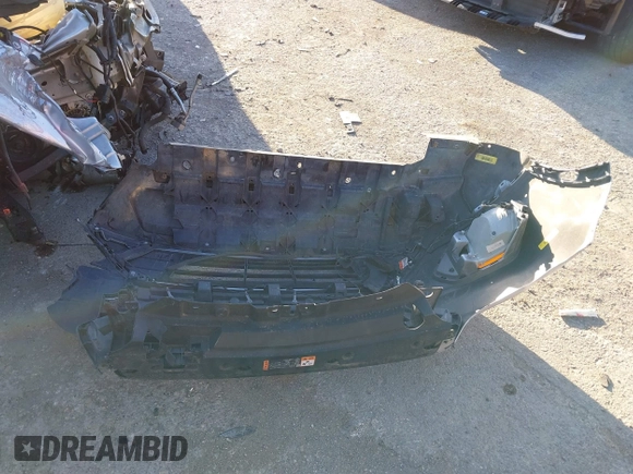 2018 Ford Escape S z VIN 1FMCU0F74JUD59492, wystawiony jako IAAI lot #41759424 z przebiegiem Nie podano mil oraz . Historia ofert i sprzedaży dostępna na DreamBid. Obrazek 12.