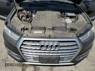 2018 Audi Q7 Premium Plus with VIN WA1LAAF70JD028163, listed as a Copart auction lot 61989305 with 191,095 mi miles and Clean title. Bid and sale history available at DreamBid. Image 12.