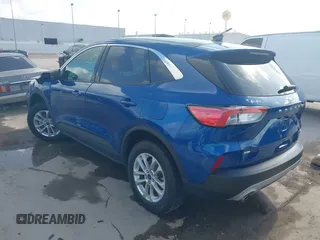 2022 Ford Escape SE Hybrid with VIN 1FMCU9BZ9NUA39229, listed as a IAAI auction lot 42447009 with 39,657 mi miles and . Bid and sale history available at DreamBid. Image 3.