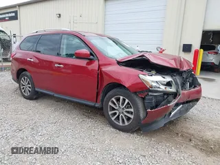 2016 Nissan Pathfinder SV with VIN 5N1AR2MM2GC629654, listed as a IAAI auction lot 42170119 with 121,000 mi miles and . Bid and sale history available at DreamBid. Image 1.