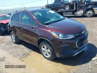 2021 Chevrolet Trax LT with VIN KL7CJPSB7MB359385, listed as a IAAI auction lot 42289394 with 20,574 mi miles and . Bid and sale history available at DreamBid. Image 1.