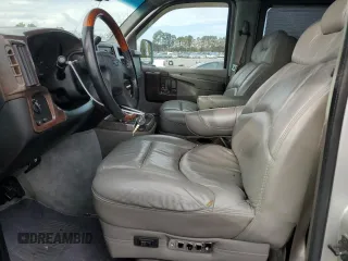 2003 Chevrolet Express Cargo YF7 Upfitter with VIN 1GBFG15T031162552, listed as a Copart auction lot 79677874 with 187,193 mi miles and Salvage title. Bid and sale history available at DreamBid. Image 7.
