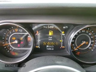 2022 Jeep Wrangler Unlimited High Tide with VIN 1C4HJXDG8NW242586, listed as a Copart auction lot 42751785 with 11,476 mi miles and Non Repairable. Bid and sale history available at DreamBid. Image 9.
