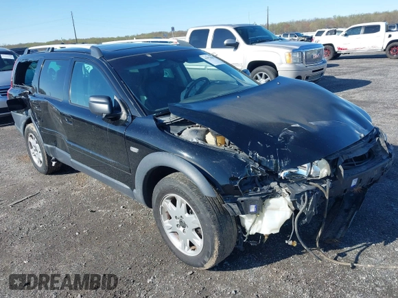 2006 Volvo XC70 with VIN YV4SZ592061228435, listed as a IAAI auction lot 41978481 with 261,784 mi miles. Bid and sale history available at carsss.com. Image 1.