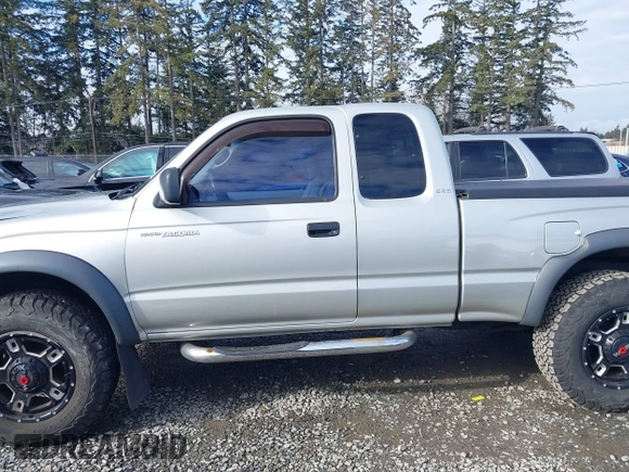 2003 Toyota Tacoma with VIN 5TEWN72NX3Z267678, listed as a IAAI auction lot 41528271 with 190,914 mi miles. Bid and sale history available at carsss.com. Image 15.
