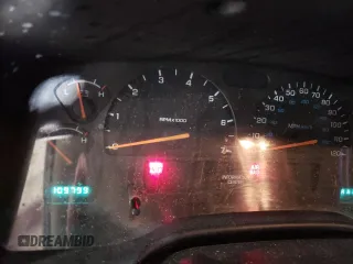 2001 Dodge Dakota Sport z VIN 1B7GG22NX1S172265, wystawiony jako Copart lot #42190165 z przebiegiem 109 799 mil mil oraz Szkoda całkowita • Salvage title. Historia ofert i sprzedaży dostępna na DreamBid. Obrazek 9.