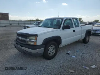 2004 Chevrolet Silverado 1500 Work Truck with VIN 1GCEC19Z74Z276603, listed as a Copart auction lot 70582324 with 211,118 mi miles and Salvage Title. Bid and sale history available at carsss.com. Image 1.
