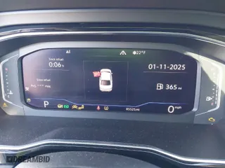 2019 Volkswagen Jetta SEL Premium with VIN 3VWG57BU4KM102200, listed as a IAAI auction lot 41356445 with 85,525 mi miles. Bid and sale history available at carsss.com. Image 7.