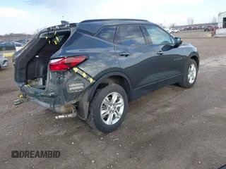 2020 Chevrolet Blazer LT z VIN 3GNKBHRS8LS615132, wystawiony jako IAAI lot #41902552 z przebiegiem 107 234 mil mil oraz . Historia ofert i sprzedaży dostępna na DreamBid. Obrazek 4.