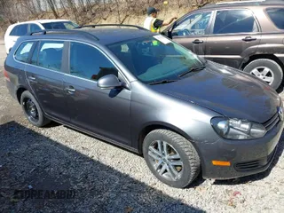 2014 Volkswagen Jetta SportWagen TDI with VIN 3VWML7AJ8EM601098, listed as a IAAI auction lot 41776232 with 139,969 mi miles. Bid and sale history available at carsss.com. Image 1.
