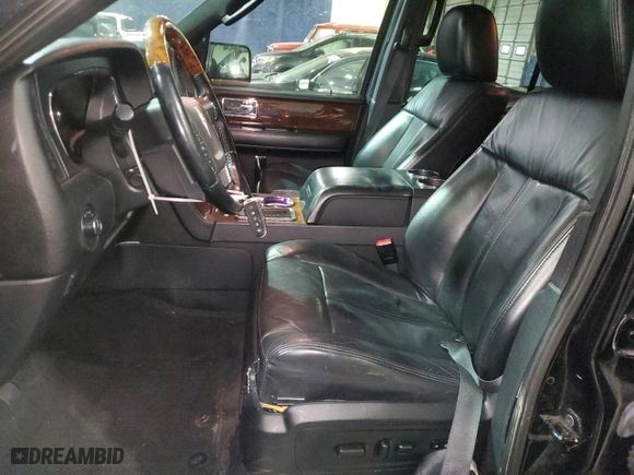 2015 Lincoln Navigator L with VIN 5LMJJ3JT9FEJ00162, listed as a Copart auction lot 84482434 with 160,732 mi miles and Salvage Title. Bid and sale history available at carsss.com. Image 7.