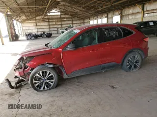 2022 Ford Escape SE with VIN 1FMCU9G68NUA23389, listed as a Copart auction lot 46879105 with 84,449 mi miles and Salvage Title. Bid and sale history available at DreamBid. Image 1.
