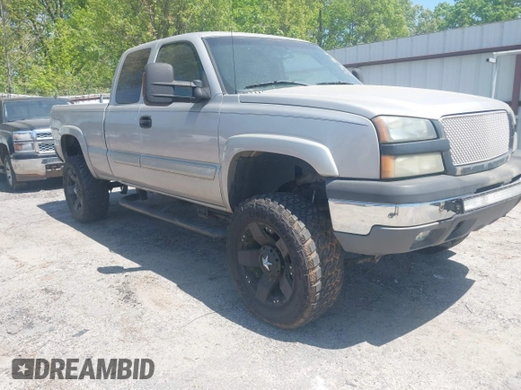 2004 Chevrolet Silverado 1500 Z71 with VIN 2GCEK19T941226969, listed as a IAAI auction lot 42036703 with 247,953 mi miles. Bid and sale history available at carsss.com. Image 1.