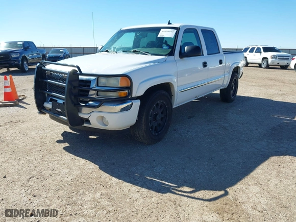 2006 GMC Sierra 1500 SLT with VIN 2GTEK13T061170674, listed as a IAAI auction lot 41680561 with 222,276 mi miles. Bid and sale history available at carsss.com. Image 17.