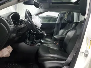 2018 Jeep Compass Latitude z VIN 3C4NJDBB6JT394374, wystawiony jako Copart lot #54229455 z przebiegiem 51 625 mil mil oraz Szkoda całkowita • Salvage title. Historia ofert i sprzedaży dostępna na DreamBid. Obrazek 7.