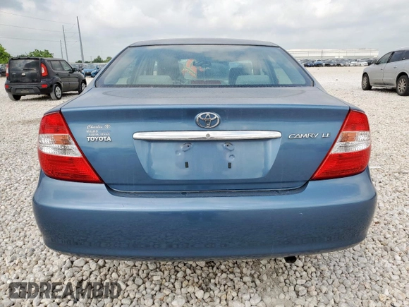 2004 Toyota Camry LE z VIN 4T1BE32K24U855206, wystawiony jako Copart lot #57270895 z przebiegiem 62 727 mil mil oraz Szkoda całkowita • Salvage title. Historia ofert i sprzedaży dostępna na DreamBid. Obrazek 6.