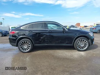 2020 Mercedes-Benz GLC with VIN W1N0J8EB2LF823397, listed as a IAAI auction lot 41469142 with 86,252 mi miles. Bid and sale history available at carsss.com. Image 6.