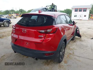 2017 Mazda CX-3 Touring z VIN JM1DKFC78H0153678, wystawiony jako IAAI lot #42446170 z przebiegiem 111 436 mil mil oraz . Historia ofert i sprzedaży dostępna na DreamBid. Obrazek 4.