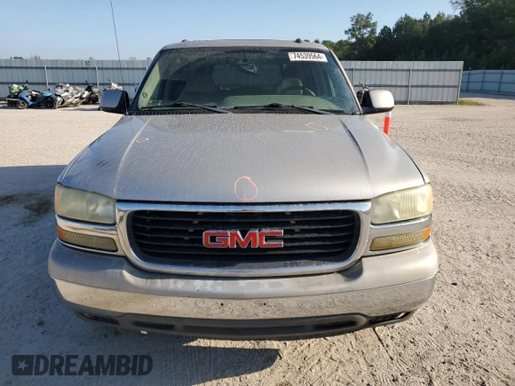 2004 GMC Yukon XL SLT with VIN 3GKEC16Z44G308173, listed as a Copart auction lot 74539564 with 305,299 mi miles and Salvage Title. Bid and sale history available at carsss.com. Image 5.