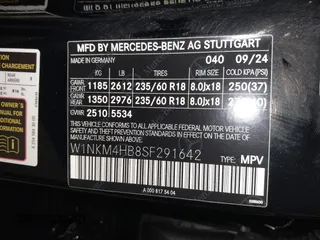 2025 Mercedes-Benz GLC with VIN W1NKM4HB8SF291642, listed as a IAAI auction lot 41397382 with 209 mi miles. Bid and sale history available at carsss.com. Image 9.