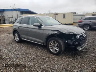 2023 Audi Q5 S line Premium with VIN WA1GAAFY4P2045059, listed as a Copart auction lot 42272075 with 14,784 mi miles and Salvage Title. Bid and sale history available at carsss.com. Image 4.