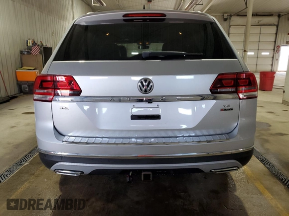 2018 Volkswagen Atlas SEL z VIN 1V2MR2CA8JC575016, wystawiony jako Copart lot #54044235 z przebiegiem 90 455 mil mil oraz Szkoda całkowita • Salvage title. Historia ofert i sprzedaży dostępna na DreamBid. Obrazek 6.