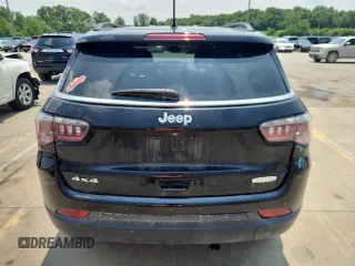 2018 Jeep Compass Latitude с VIN 3C4NJDBBXJT349633, выставлен на аукционе Copart как лот 60270595 с пробегом 104 219 миль миль и Списание • Salvage title. История ставок и продаж доступна на DreamBid. Изображение 6.