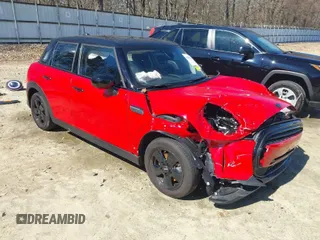 2024 MINI Hardtop 4 Door Cooper Classic with VIN WMW33DK00R2V40133, listed as a IAAI auction lot 41801763 with 9,607 mi miles and . Bid and sale history available at DreamBid. Image 1.