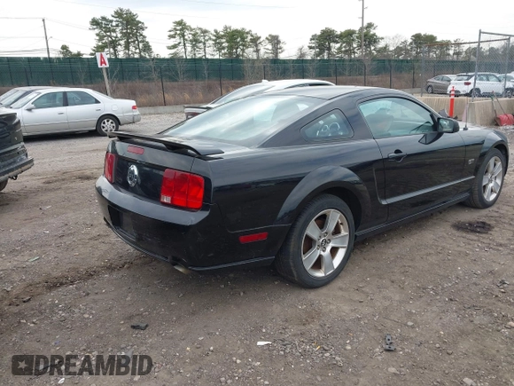 2006 Ford Mustang GT Deluxe with VIN 1ZVHT82H965112395, listed as a IAAI auction lot 41895837 with 89,804 mi miles and . Bid and sale history available at carsss.com. Image 4.