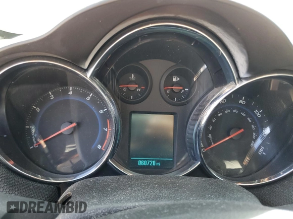 2014 Chevrolet Cruze 2LT z VIN 1G1PE5SB3E7417065, wystawiony jako Copart lot #55464935 z przebiegiem 60 720 mil mil oraz Szkoda całkowita • Salvage title. Historia ofert i sprzedaży dostępna na DreamBid. Obrazek 9.