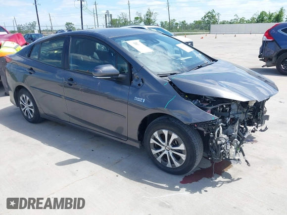 2021 Toyota Prius LE with VIN JTDKAMFP3M3193640, listed as a IAAI auction lot 42023593 with 17,841 mi miles and . Bid and sale history available at DreamBid. Image 1.