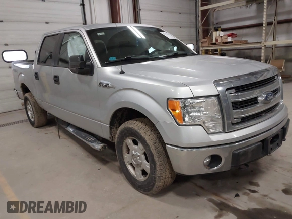 2013 Ford F-150 XL with VIN 1FTFW1EF9DFC77650, listed as a IAAI auction lot 41699427 with 267,769 mi miles. Bid and sale history available at carsss.com. Image 1.