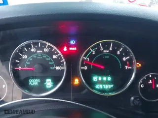 2016 Jeep Wrangler Unlimited 75th Anniversary with VIN 1C4BJWEG2GL158850, listed as a IAAI auction lot 41472080 with 109,789 mi miles. Bid and sale history available at carsss.com. Image 7.